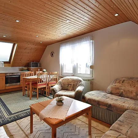 Casa vacanze Einladende Mit Aussenpool *