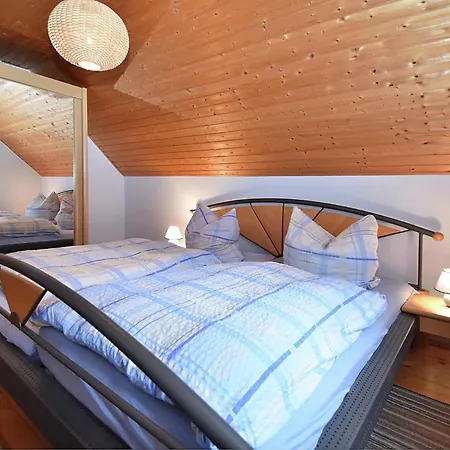 Einladende Mit Aussenpool Auerbach/Vogtland