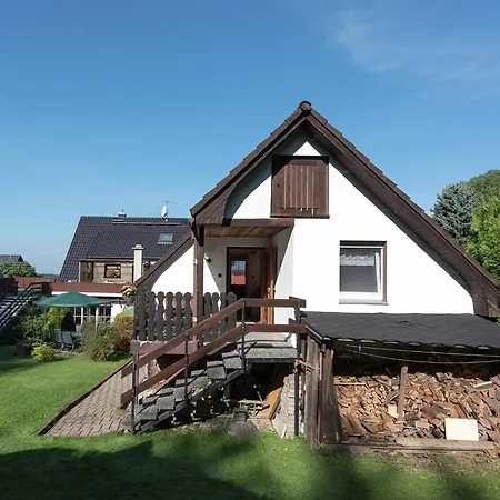 Einladende Mit Aussenpool