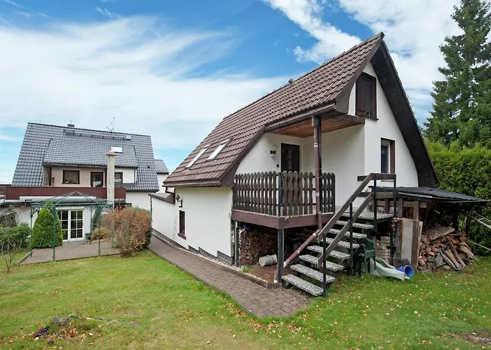 Einladende Mit Aussenpool Auerbach (Vogtland)